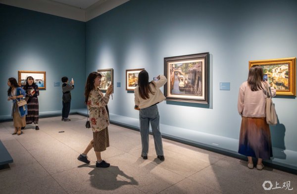 98国产精品人妻无码免费 城事 | 重磅大展“时期逸飞：陈逸飞转头展”明开幕，全景展现艺术大师风范